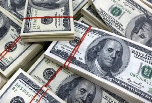 Nigeria’s dollar trading slumps 22% to .62 billion as Forward deals plunge