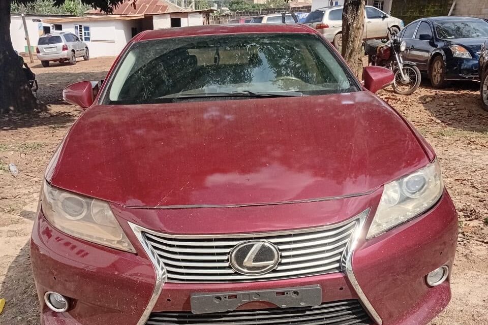 SWAT recovers stolen unregistered Lexus in Ondo after Ogun robbery
